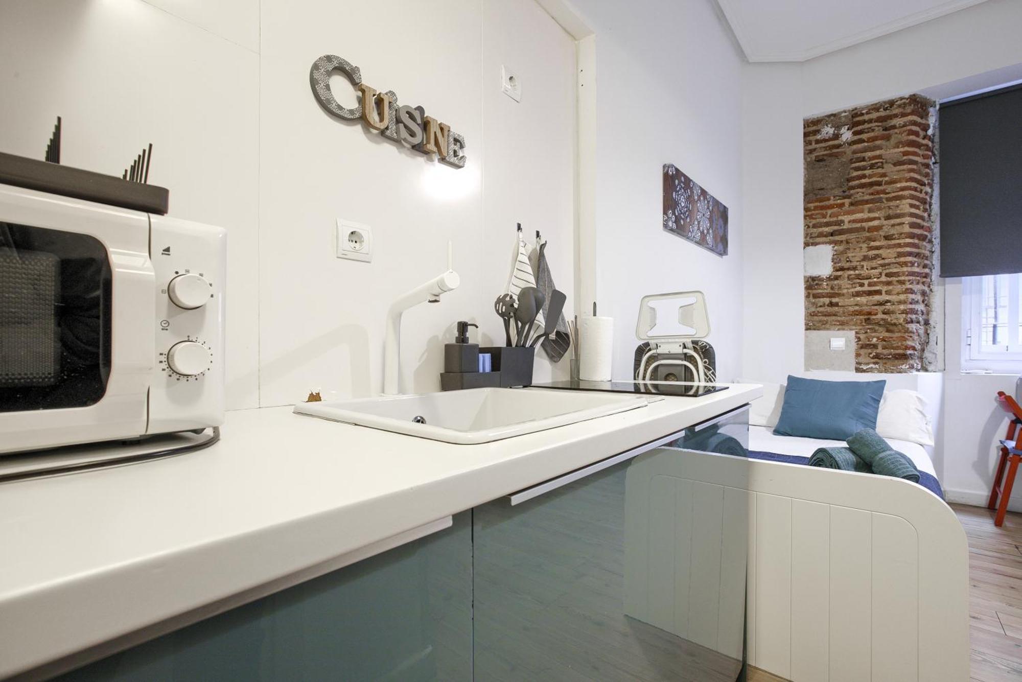 Intimo Estudio En Madrid, Centro, 2Pax, Wifi & Tv Exterior foto