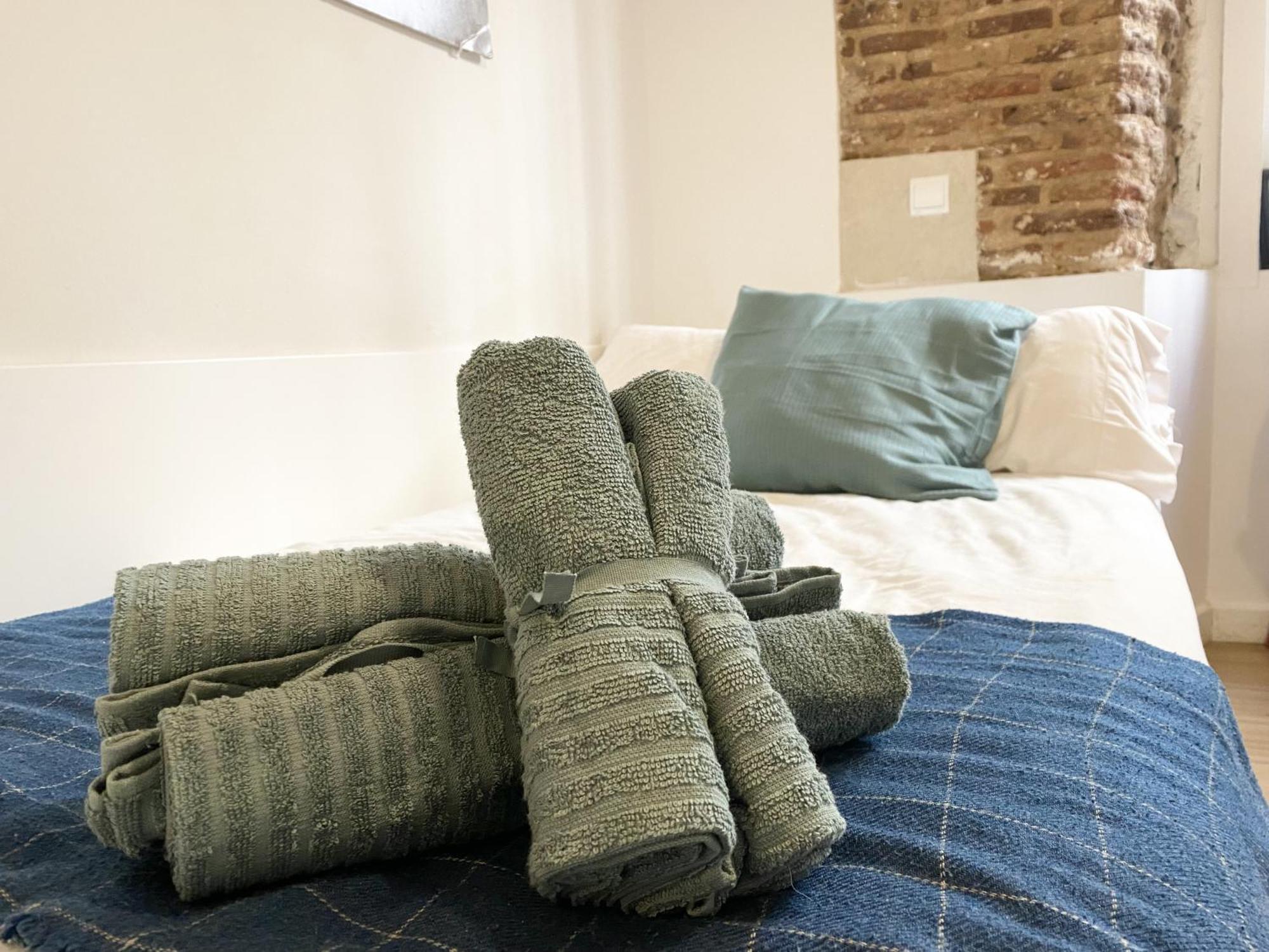 Intimo Estudio En Madrid, Centro, 2Pax, Wifi & Tv Exterior foto